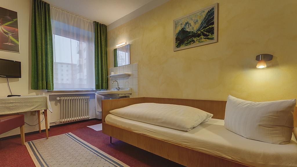 Hotel Luitpold Landshut Pokój zdjęcie